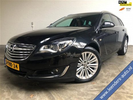 Opel Insignia Sports Tourer - 1.6 Turbo 170PK Elek.Achterklep Navi Virtual cockpit Trekhaak RIJKLAAR - 1