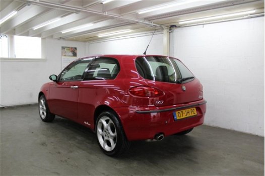 Alfa Romeo 147 - 2.0 T.Spark Distinctive Selespeed Nederlands geleverd, Airco ZEER MOOIE EN VOLLE AU - 1