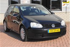 Volkswagen Golf - 1.6 FSI Trendline Business