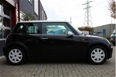 Mini Mini One - 1.6 | S uitvoering | Airco | Elektrische ramen | APK |