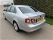 Volkswagen Jetta - 2.0 TDI Comfortline Business AUTOMAAT NAVI - 1 - Thumbnail