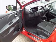 Renault Clio Estate - TCe 120 EDC Automaat Limited | Navi | PDC