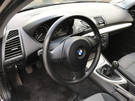 BMW 1-serie - 116i 5drs Climate Control - 1