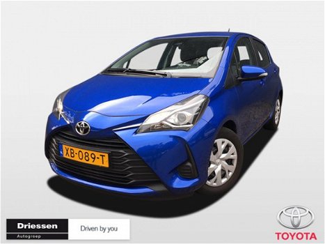 Toyota Yaris - 1.0 VVT-i Energy (Navigatie - Parkeerhulpcamera - Bluetooth) - 1