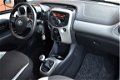 Toyota Aygo - 1.0 VVT-i Airco/Lichtmetalen velgen/Led - 1 - Thumbnail