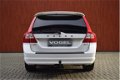 Volvo V70 - 2.5 FT-231PK-Winter Edition-18 Inch-Trekhaak-Nw Distributie - 1 - Thumbnail