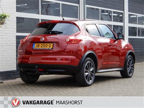 Nissan Juke - 1.6 Tekna / automaat / navigatie / achteruitrijcamera / trekhaak - 1