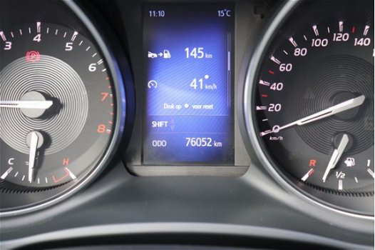 Toyota Avensis Touring Sports - 1.8 VVT-i Business Navigatie-Airco-Parkeercamera - 1
