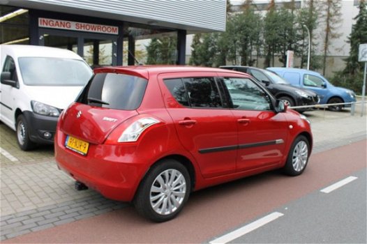 Suzuki Swift - 1.2 Exclusive - 1