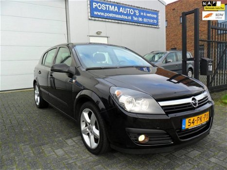 Opel Astra - 1.8 Sport , 5 deur's, apk 2 okt. 2020 - 1