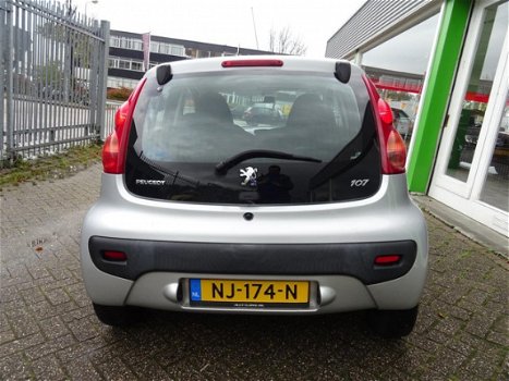 Peugeot 107 - 1.0-12V Sublime - 1