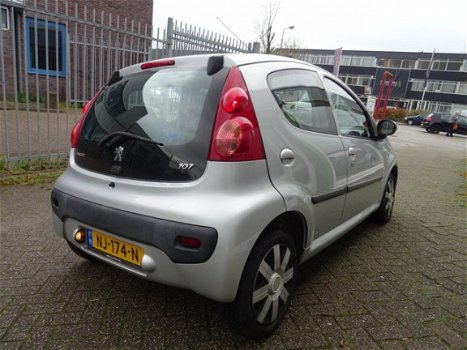 Peugeot 107 - 1.0-12V Sublime - 1