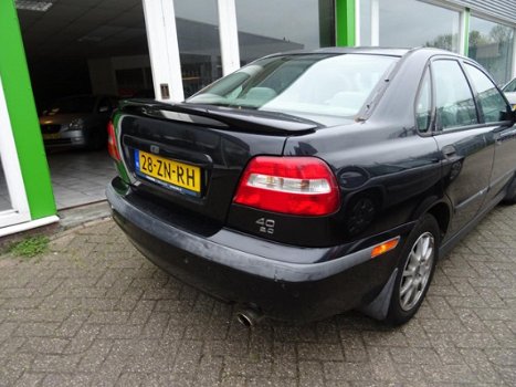 Volvo S40 - 2.0 Europa Elegance AUTOMAAT - 1