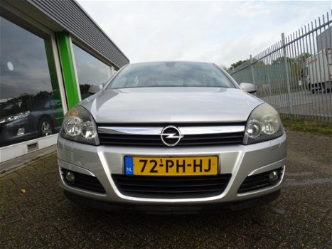 Opel Astra - 1.6 Cosmo AUTOMAAT - 1