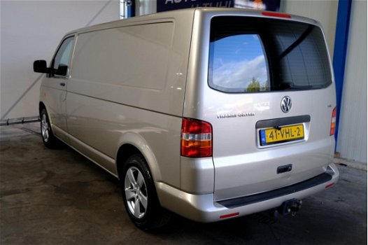 Volkswagen Transporter - 2.5 TDI 340 L2H1 - Automaat, Leder, Airco, Cruise, Trekhaak - 1