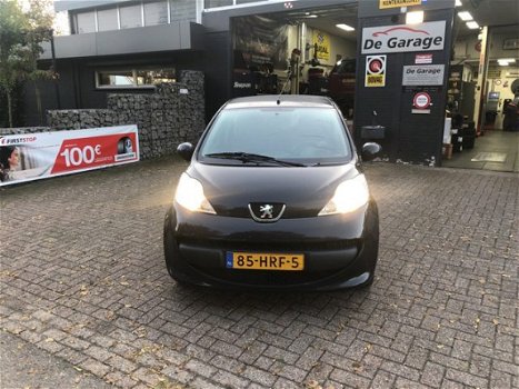 Peugeot 107 - 1.0-12V XS - 1