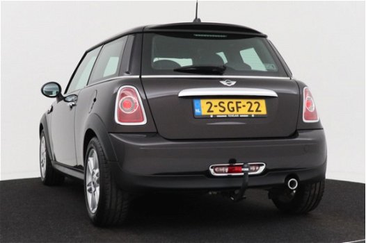 Mini Mini One - 1.6 Pepper Baker Street | Navigatie | Half Leer | Trekhaak - 1