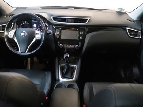 Nissan Qashqai - 1.6 Tekna/Clima/Navi/Panoramadak/Leder/LED/1500 KG Trekvermogen - 1