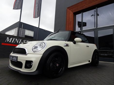 Mini Mini Cabrio - 1.6 Cooper S aut 184pk Jcw packet/leer/navi/Top - 1