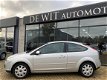 Ford Focus - 1.6-16V Trend Nieuwe APK Airco, Rad/CD, Stuurbed, Cruise-C, NL auto met NAP - 1 - Thumbnail