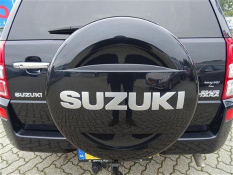 Suzuki Grand Vitara - 1.9D LIMITED 5DRS 4X4 UNIEK ECC/CRUISE/NAV/SIDEBARS/AFN.TREKH - 1