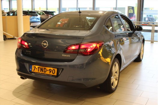 Opel Astra - 1.4 Turbo 140pk Design Edition - 1