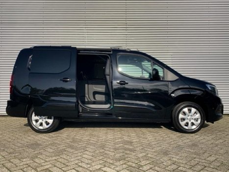 Opel Combo - 1.5D (130 pk) L2H1 Innovation Automaat NIEUW VOORRAAD - 1