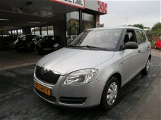 Skoda Fabia - 1.2 Go | als nieuw | garantie | APK 22-10-2020