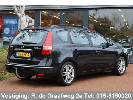 Hyundai i30 CW - 1.6i i-Catcher Automaat | Navigatie | Trekhaak | Leder | Schuif-/kanteldak | Parkee - 1