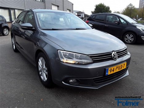 Volkswagen Jetta - 1.2 TSI BMT Comfortline - 1