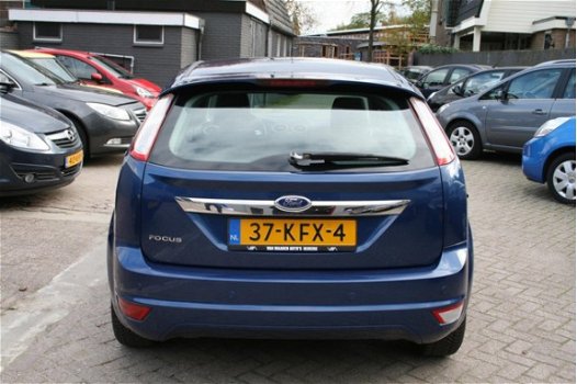 Ford Focus - 1.8 16v Limited, Climate control, Navigatie, Parkeersensoren - 1