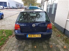 Volkswagen Golf - 1.6-16V Trendline