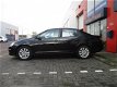 Volkswagen Jetta - 1.6 FSI Trendline + Airco + 6-versn. + Cruise + Nieuwe APK - 1 - Thumbnail