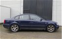 Volkswagen Passat - 1.8-5V Comfortline EXPORT - 1 - Thumbnail