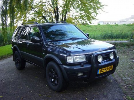 Opel Frontera - WAGON MV6 3.2-24V - 1