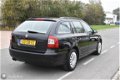 Skoda Octavia Combi - 2.0 TDI Elegance, Leer, Automaat, Export - 1 - Thumbnail