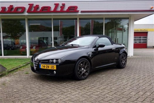 Alfa Romeo Spider - 2.2 JTS Exclusive - 1