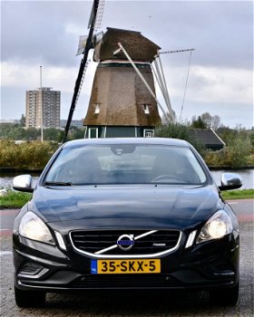 Volvo V60 - 1.6 T4 R-Design Automaat, volledig dealer onderhouden - 1