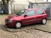 Renault Clio - 1.4-16V Extreme met apk en originele lage km - 1 - Thumbnail