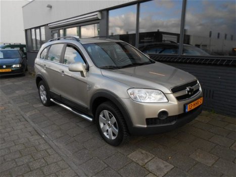 Chevrolet Captiva - 2.4i Style 2WD - 1