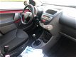 Toyota Aygo - 1.0-12V [bj 2009] 5DRS AIRCO+2e Eigenaar - 1 - Thumbnail