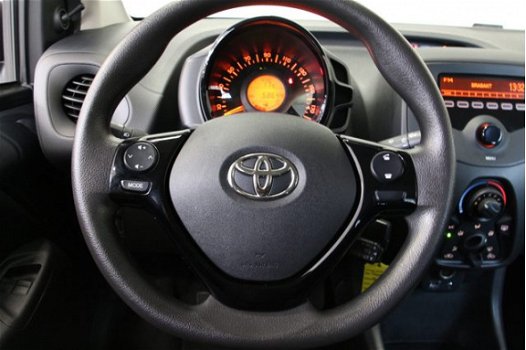 Toyota Aygo - 1.0 VVT-i x-fun AIRCO - 1
