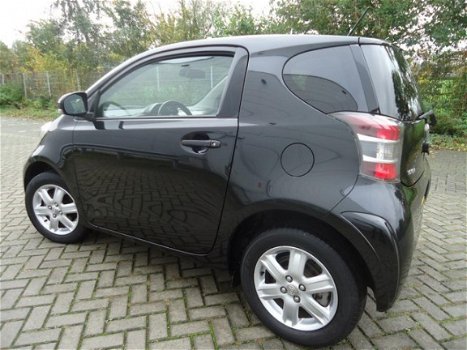 Toyota iQ - 1.0 VVTi Comfort - ZWART - AIRCO - 99.000KM - N.A.P - 1