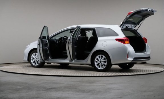 Toyota Auris Touring Sports - 1.8 Hybrid Lease, Automaat, LED, Navigatie, Panoramadak - 1