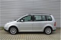 Volkswagen Touran - 1.6-16V FSI Apk (24-07-2020) *AIRCO-CRUISE CONTROL - 1 - Thumbnail