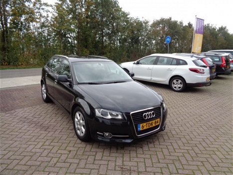 Audi A3 Sportback - 1.6 TDI Ambition Pro Line S XENON PDC CRUISE - 1