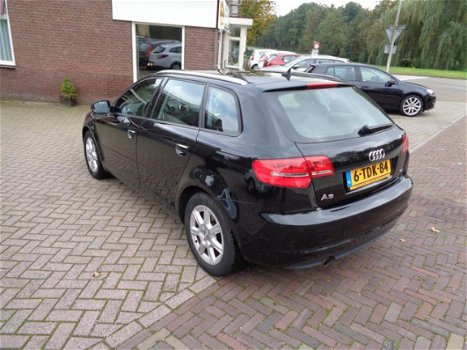 Audi A3 Sportback - 1.6 TDI Ambition Pro Line S XENON PDC CRUISE - 1