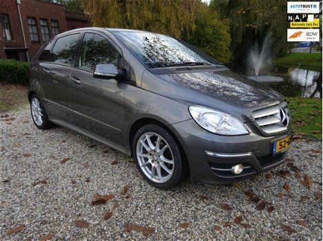 Mercedes-Benz B-klasse - 170 Business Class AIRCO/navigatie *apk:10-2020* dealer onderhouden - 1