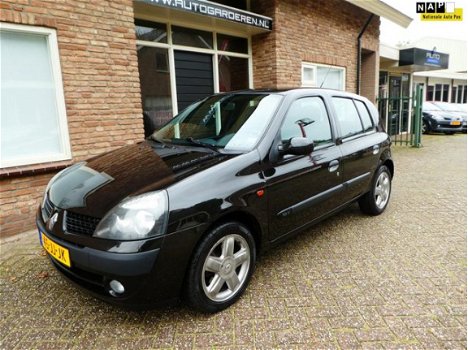 Renault Clio - 1.2-16V Dynamique 5 Deurs / Airco - 1