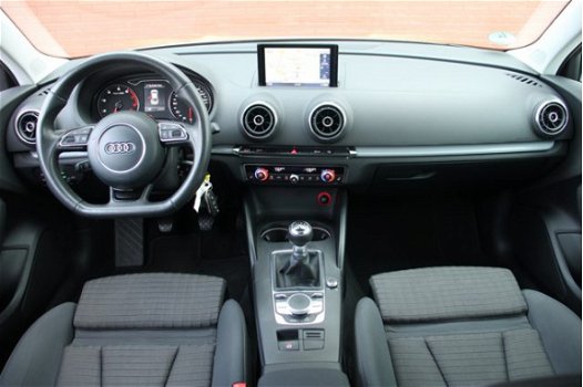 Audi A3 Limousine - 1.4 TFSI CoD Ambition Pro Line S 140 PK S-line Xenon Navigatie LMV 17 inch Cruis - 1